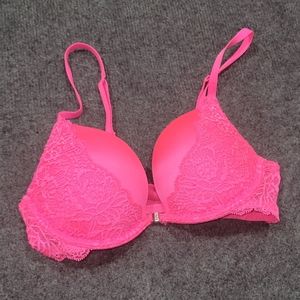 NWOT C32 front clasp push-up bra